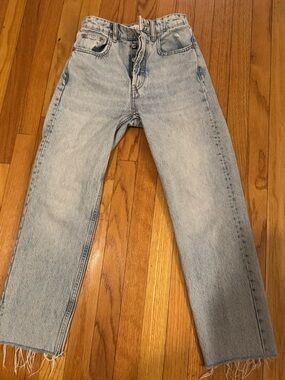 Zara Light Blue Button-Fly Boyfriend Jeans